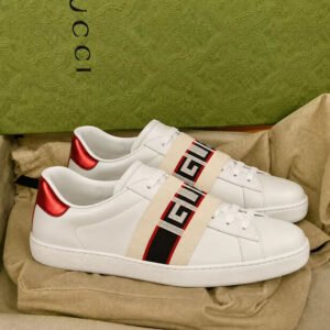 SB002-002-011-02 SB00208 High Quality Shoes Sneakers