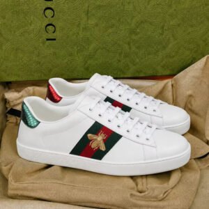 SB002-002-02-02 SB00202 High Quality Shoes Sneakers
