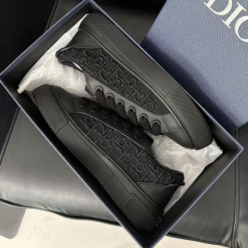 SD00201 High Quality Shoes Sneakers