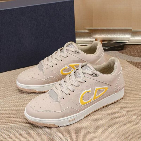SD003010 High Quality Shoes Sneakers