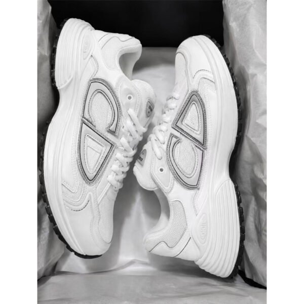 SD004-004-053-01 SD004012 High Quality Shoes Sneakers