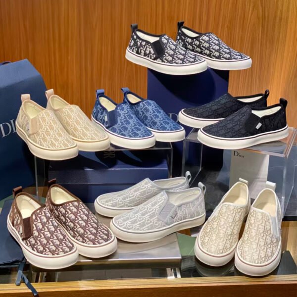SD00501 High Quality Shoes Sneakers